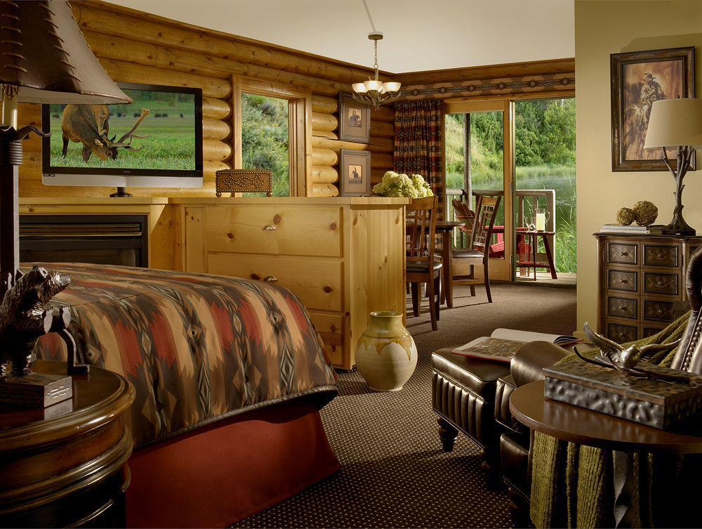 Rustic Inn Creekside Jackson Room photo